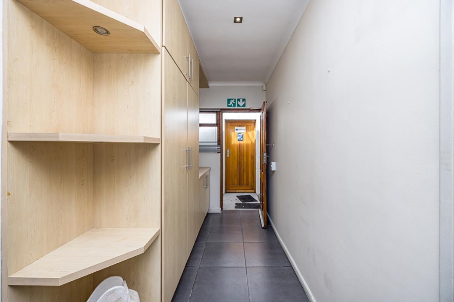 To Let commercial Property for Rent in Milnerton Western Cape